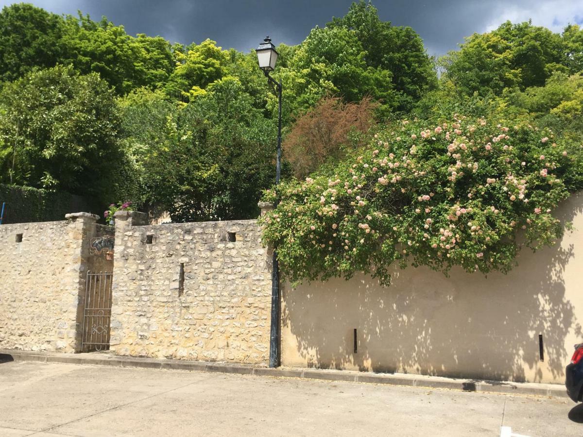 Le Clos Du Point De Vue Hotel Montigny-sur-Loing Eksteriør billede